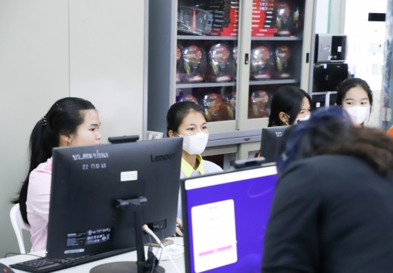 ภาพกิจกรรม  คณะวิทยาศาสตร์และเทคโนโลยี จัดกิจกรรมค่ายวิทยาศาสตร์สัญจร ปีการศึกษา 2565  โรงเรียนบ่อแก้ววิทยา