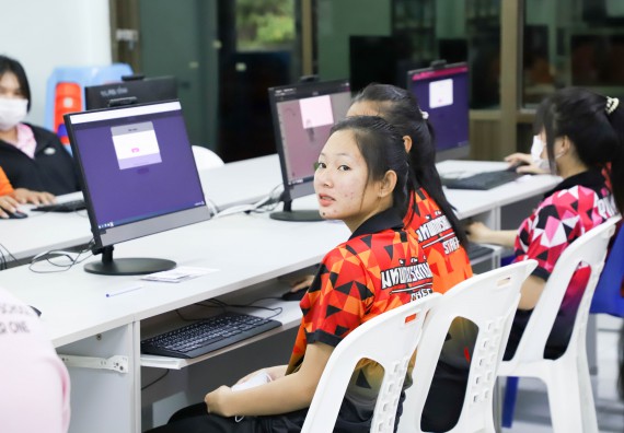 ภาพกิจกรรม  คณะวิทยาศาสตร์และเทคโนโลยี จัดกิจกรรมค่ายวิทยาศาสตร์สัญจร ปีการศึกษา 2565  โรงเรียนบ่อแก้ววิทยา