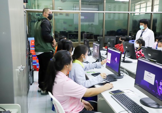 ภาพกิจกรรม  คณะวิทยาศาสตร์และเทคโนโลยี จัดกิจกรรมค่ายวิทยาศาสตร์สัญจร ปีการศึกษา 2565  โรงเรียนบ่อแก้ววิทยา