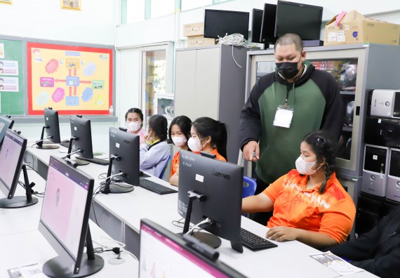 ภาพกิจกรรม  คณะวิทยาศาสตร์และเทคโนโลยี จัดกิจกรรมค่ายวิทยาศาสตร์สัญจร ปีการศึกษา 2565  โรงเรียนบ่อแก้ววิทยา