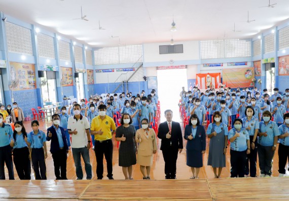 ภาพกิจกรรม  คณะวิทยาศาสตร์และเทคโนโลยี จัดกิจกรรมค่ายวิทยาศาสตร์สัญจร ปีการศึกษา 2565  โรงเรียนโกสัมพีวิทยา