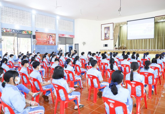 ภาพกิจกรรม  คณะวิทยาศาสตร์และเทคโนโลยี จัดกิจกรรมค่ายวิทยาศาสตร์สัญจร ปีการศึกษา 2565  โรงเรียนโกสัมพีวิทยา