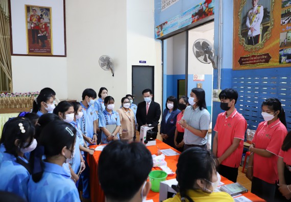 ภาพกิจกรรม  คณะวิทยาศาสตร์และเทคโนโลยี จัดกิจกรรมค่ายวิทยาศาสตร์สัญจร ปีการศึกษา 2565  โรงเรียนโกสัมพีวิทยา