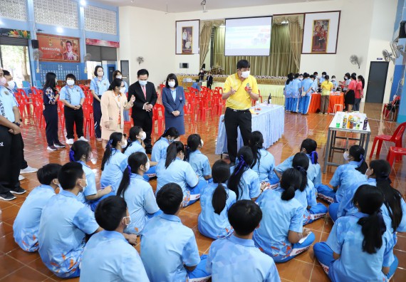 ภาพกิจกรรม  คณะวิทยาศาสตร์และเทคโนโลยี จัดกิจกรรมค่ายวิทยาศาสตร์สัญจร ปีการศึกษา 2565  โรงเรียนโกสัมพีวิทยา