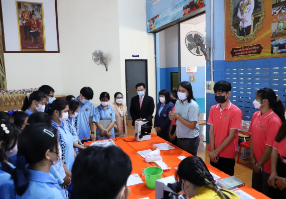 ภาพกิจกรรม  คณะวิทยาศาสตร์และเทคโนโลยี จัดกิจกรรมค่ายวิทยาศาสตร์สัญจร ปีการศึกษา 2565  โรงเรียนโกสัมพีวิทยา