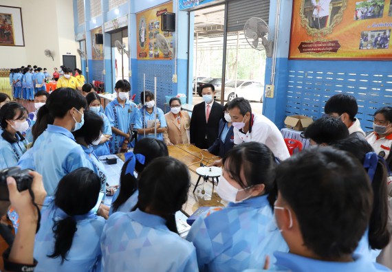 ภาพกิจกรรม  คณะวิทยาศาสตร์และเทคโนโลยี จัดกิจกรรมค่ายวิทยาศาสตร์สัญจร ปีการศึกษา 2565  โรงเรียนโกสัมพีวิทยา