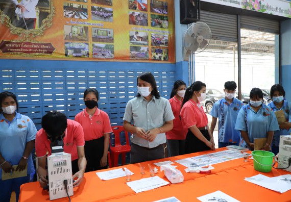 ภาพกิจกรรม  คณะวิทยาศาสตร์และเทคโนโลยี จัดกิจกรรมค่ายวิทยาศาสตร์สัญจร ปีการศึกษา 2565  โรงเรียนโกสัมพีวิทยา