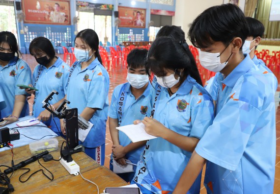 ภาพกิจกรรม  คณะวิทยาศาสตร์และเทคโนโลยี จัดกิจกรรมค่ายวิทยาศาสตร์สัญจร ปีการศึกษา 2565  โรงเรียนโกสัมพีวิทยา