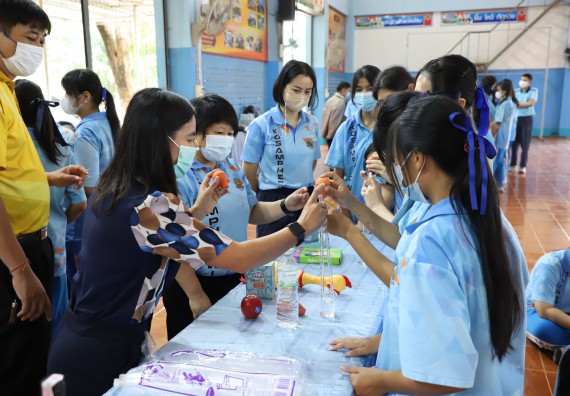 ภาพกิจกรรม  คณะวิทยาศาสตร์และเทคโนโลยี จัดกิจกรรมค่ายวิทยาศาสตร์สัญจร ปีการศึกษา 2565  โรงเรียนโกสัมพีวิทยา