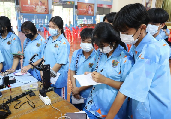 ภาพกิจกรรม  คณะวิทยาศาสตร์และเทคโนโลยี จัดกิจกรรมค่ายวิทยาศาสตร์สัญจร ปีการศึกษา 2565  โรงเรียนโกสัมพีวิทยา