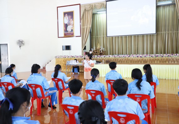ภาพกิจกรรม  คณะวิทยาศาสตร์และเทคโนโลยี จัดกิจกรรมค่ายวิทยาศาสตร์สัญจร ปีการศึกษา 2565  โรงเรียนโกสัมพีวิทยา