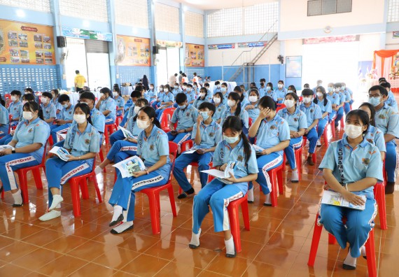 ภาพกิจกรรม  คณะวิทยาศาสตร์และเทคโนโลยี จัดกิจกรรมค่ายวิทยาศาสตร์สัญจร ปีการศึกษา 2565  โรงเรียนโกสัมพีวิทยา