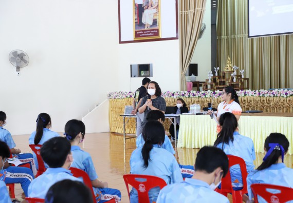 ภาพกิจกรรม  คณะวิทยาศาสตร์และเทคโนโลยี จัดกิจกรรมค่ายวิทยาศาสตร์สัญจร ปีการศึกษา 2565  โรงเรียนโกสัมพีวิทยา