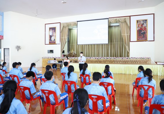 ภาพกิจกรรม  คณะวิทยาศาสตร์และเทคโนโลยี จัดกิจกรรมค่ายวิทยาศาสตร์สัญจร ปีการศึกษา 2565  โรงเรียนโกสัมพีวิทยา