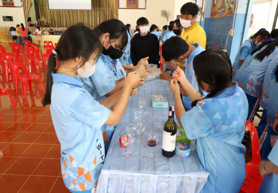 ภาพกิจกรรม  คณะวิทยาศาสตร์และเทคโนโลยี จัดกิจกรรมค่ายวิทยาศาสตร์สัญจร ปีการศึกษา 2565  โรงเรียนโกสัมพีวิทยา