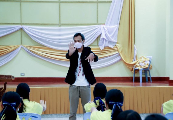 ภาพกิจกรรม  คณะวิทยาศาสตร์และเทคโนโลยี จัดอบรมเชิงปฏิบัติการเพื่อพัฒนาทักษะทางวิทยาศาสตร์และคณิตศาสตร์ โครงการพัฒนาการจัดการเรียนการสอนในห้องเรียนพิเศษวิทยาศาสตร์ คณิตศาสตร์ เข้มข้น (ISM)