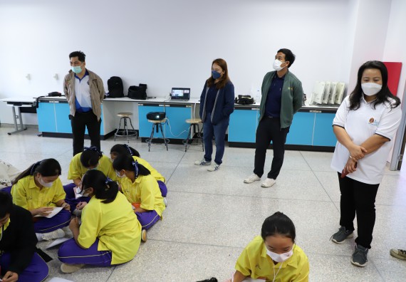 ภาพกิจกรรม  คณะวิทยาศาสตร์และเทคโนโลยี จัดอบรมเชิงปฏิบัติการเพื่อพัฒนาทักษะทางวิทยาศาสตร์และคณิตศาสตร์ โครงการพัฒนาการจัดการเรียนการสอนในห้องเรียนพิเศษวิทยาศาสตร์ คณิตศาสตร์ เข้มข้น (ISM)