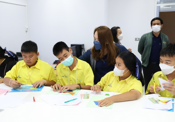 ภาพกิจกรรม  คณะวิทยาศาสตร์และเทคโนโลยี จัดอบรมเชิงปฏิบัติการเพื่อพัฒนาทักษะทางวิทยาศาสตร์และคณิตศาสตร์ โครงการพัฒนาการจัดการเรียนการสอนในห้องเรียนพิเศษวิทยาศาสตร์ คณิตศาสตร์ เข้มข้น (ISM)