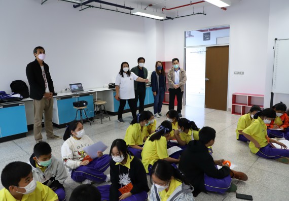 ภาพกิจกรรม  คณะวิทยาศาสตร์และเทคโนโลยี จัดอบรมเชิงปฏิบัติการเพื่อพัฒนาทักษะทางวิทยาศาสตร์และคณิตศาสตร์ โครงการพัฒนาการจัดการเรียนการสอนในห้องเรียนพิเศษวิทยาศาสตร์ คณิตศาสตร์ เข้มข้น (ISM)