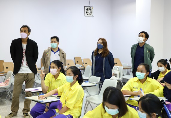 ภาพกิจกรรม  คณะวิทยาศาสตร์และเทคโนโลยี จัดอบรมเชิงปฏิบัติการเพื่อพัฒนาทักษะทางวิทยาศาสตร์และคณิตศาสตร์ โครงการพัฒนาการจัดการเรียนการสอนในห้องเรียนพิเศษวิทยาศาสตร์ คณิตศาสตร์ เข้มข้น (ISM)