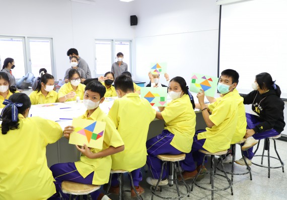 ภาพกิจกรรม  คณะวิทยาศาสตร์และเทคโนโลยี จัดอบรมเชิงปฏิบัติการเพื่อพัฒนาทักษะทางวิทยาศาสตร์และคณิตศาสตร์ โครงการพัฒนาการจัดการเรียนการสอนในห้องเรียนพิเศษวิทยาศาสตร์ คณิตศาสตร์ เข้มข้น (ISM)