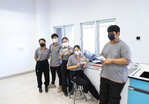 ภาพกิจกรรม  คณะวิทยาศาสตร์และเทคโนโลยี จัดอบรมเชิงปฏิบัติการเพื่อพัฒนาทักษะทางวิทยาศาสตร์และคณิตศาสตร์ โครงการพัฒนาการจัดการเรียนการสอนในห้องเรียนพิเศษวิทยาศาสตร์ คณิตศาสตร์ เข้มข้น (ISM)