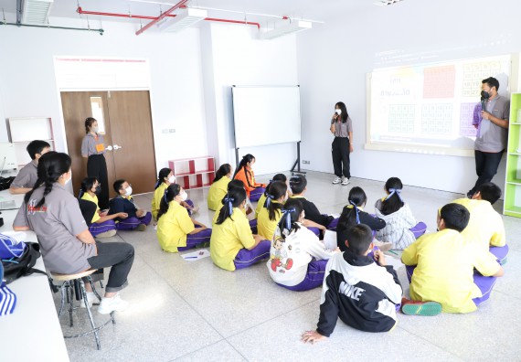 ภาพกิจกรรม  คณะวิทยาศาสตร์และเทคโนโลยี จัดอบรมเชิงปฏิบัติการเพื่อพัฒนาทักษะทางวิทยาศาสตร์และคณิตศาสตร์ โครงการพัฒนาการจัดการเรียนการสอนในห้องเรียนพิเศษวิทยาศาสตร์ คณิตศาสตร์ เข้มข้น (ISM)