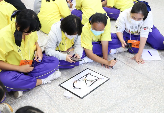 ภาพกิจกรรม  คณะวิทยาศาสตร์และเทคโนโลยี จัดอบรมเชิงปฏิบัติการเพื่อพัฒนาทักษะทางวิทยาศาสตร์และคณิตศาสตร์ โครงการพัฒนาการจัดการเรียนการสอนในห้องเรียนพิเศษวิทยาศาสตร์ คณิตศาสตร์ เข้มข้น (ISM)