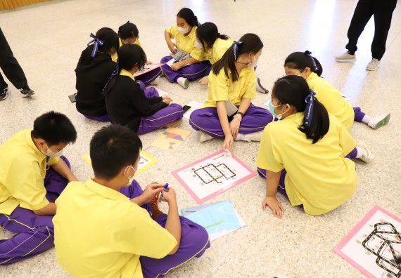 ภาพกิจกรรม  คณะวิทยาศาสตร์และเทคโนโลยี จัดอบรมเชิงปฏิบัติการเพื่อพัฒนาทักษะทางวิทยาศาสตร์และคณิตศาสตร์ โครงการพัฒนาการจัดการเรียนการสอนในห้องเรียนพิเศษวิทยาศาสตร์ คณิตศาสตร์ เข้มข้น (ISM)