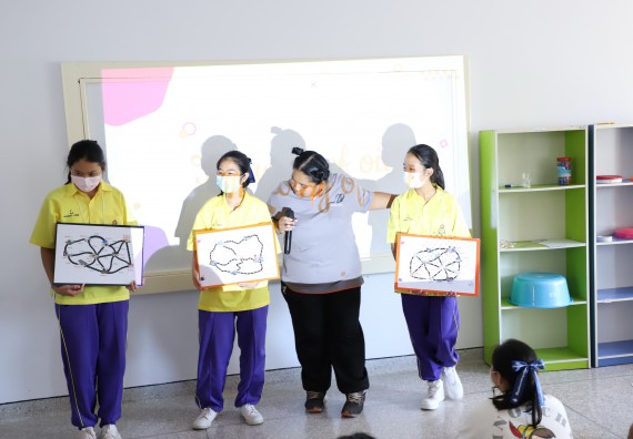 ภาพกิจกรรม  คณะวิทยาศาสตร์และเทคโนโลยี จัดอบรมเชิงปฏิบัติการเพื่อพัฒนาทักษะทางวิทยาศาสตร์และคณิตศาสตร์ โครงการพัฒนาการจัดการเรียนการสอนในห้องเรียนพิเศษวิทยาศาสตร์ คณิตศาสตร์ เข้มข้น (ISM)