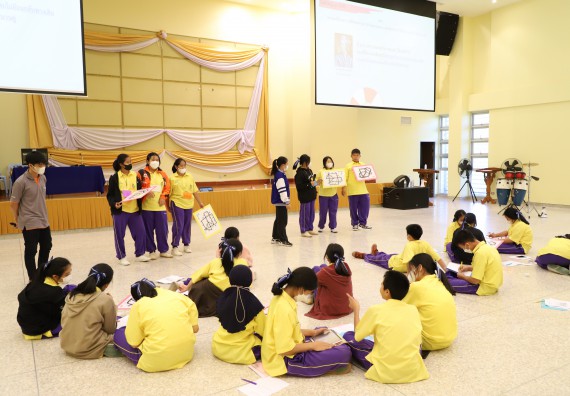 ภาพกิจกรรม  คณะวิทยาศาสตร์และเทคโนโลยี จัดอบรมเชิงปฏิบัติการเพื่อพัฒนาทักษะทางวิทยาศาสตร์และคณิตศาสตร์ โครงการพัฒนาการจัดการเรียนการสอนในห้องเรียนพิเศษวิทยาศาสตร์ คณิตศาสตร์ เข้มข้น (ISM)