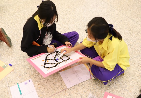 ภาพกิจกรรม  คณะวิทยาศาสตร์และเทคโนโลยี จัดอบรมเชิงปฏิบัติการเพื่อพัฒนาทักษะทางวิทยาศาสตร์และคณิตศาสตร์ โครงการพัฒนาการจัดการเรียนการสอนในห้องเรียนพิเศษวิทยาศาสตร์ คณิตศาสตร์ เข้มข้น (ISM)