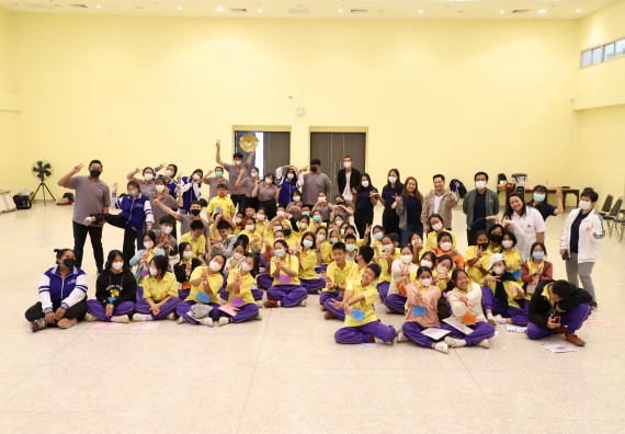 ภาพกิจกรรม  คณะวิทยาศาสตร์และเทคโนโลยี จัดอบรมเชิงปฏิบัติการเพื่อพัฒนาทักษะทางวิทยาศาสตร์และคณิตศาสตร์ โครงการพัฒนาการจัดการเรียนการสอนในห้องเรียนพิเศษวิทยาศาสตร์ คณิตศาสตร์ เข้มข้น (ISM)