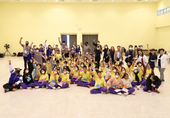 ภาพกิจกรรม  คณะวิทยาศาสตร์และเทคโนโลยี จัดอบรมเชิงปฏิบัติการเพื่อพัฒนาทักษะทางวิทยาศาสตร์และคณิตศาสตร์ โครงการพัฒนาการจัดการเรียนการสอนในห้องเรียนพิเศษวิทยาศาสตร์ คณิตศาสตร์ เข้มข้น (ISM)