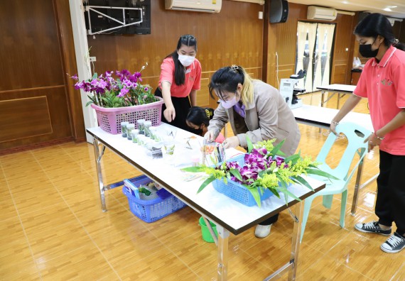 ภาพกิจกรรม   คณะวิทยาศาสตร์และเทคโนโลยี จัดกิจกรรมค่ายวิทยาศาสตร์สัญจร ปีการศึกษา 2565  โรงเรียนวชิรปราการวิทยาคม