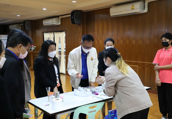 ภาพกิจกรรม   คณะวิทยาศาสตร์และเทคโนโลยี จัดกิจกรรมค่ายวิทยาศาสตร์สัญจร ปีการศึกษา 2565  โรงเรียนวชิรปราการวิทยาคม