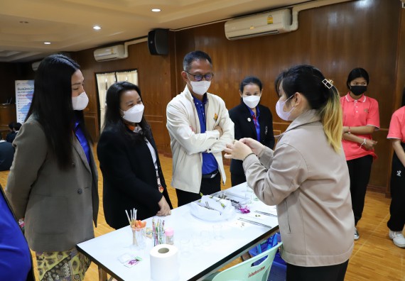 ภาพกิจกรรม   คณะวิทยาศาสตร์และเทคโนโลยี จัดกิจกรรมค่ายวิทยาศาสตร์สัญจร ปีการศึกษา 2565  โรงเรียนวชิรปราการวิทยาคม