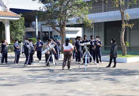 ภาพกิจกรรม   คณะวิทยาศาสตร์และเทคโนโลยี จัดกิจกรรมค่ายวิทยาศาสตร์สัญจร ปีการศึกษา 2565  โรงเรียนวชิรปราการวิทยาคม