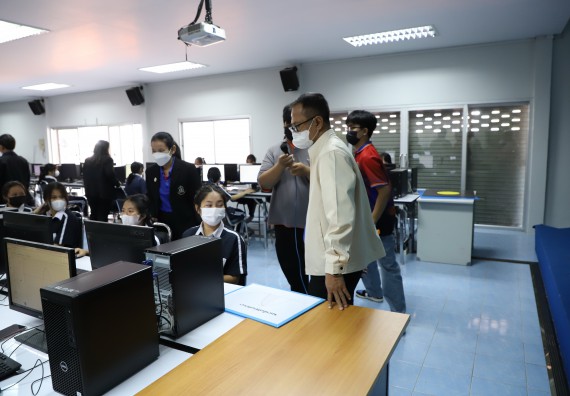 ภาพกิจกรรม   คณะวิทยาศาสตร์และเทคโนโลยี จัดกิจกรรมค่ายวิทยาศาสตร์สัญจร ปีการศึกษา 2565  โรงเรียนวชิรปราการวิทยาคม