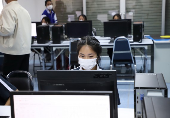 ภาพกิจกรรม   คณะวิทยาศาสตร์และเทคโนโลยี จัดกิจกรรมค่ายวิทยาศาสตร์สัญจร ปีการศึกษา 2565  โรงเรียนวชิรปราการวิทยาคม