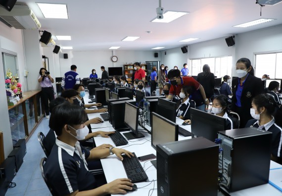 ภาพกิจกรรม   คณะวิทยาศาสตร์และเทคโนโลยี จัดกิจกรรมค่ายวิทยาศาสตร์สัญจร ปีการศึกษา 2565  โรงเรียนวชิรปราการวิทยาคม