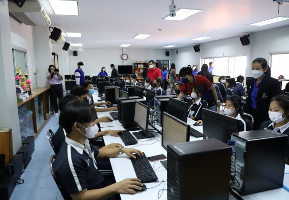 ภาพกิจกรรม   คณะวิทยาศาสตร์และเทคโนโลยี จัดกิจกรรมค่ายวิทยาศาสตร์สัญจร ปีการศึกษา 2565  โรงเรียนวชิรปราการวิทยาคม