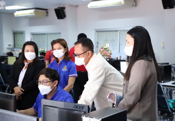 ภาพกิจกรรม   คณะวิทยาศาสตร์และเทคโนโลยี จัดกิจกรรมค่ายวิทยาศาสตร์สัญจร ปีการศึกษา 2565  โรงเรียนวชิรปราการวิทยาคม