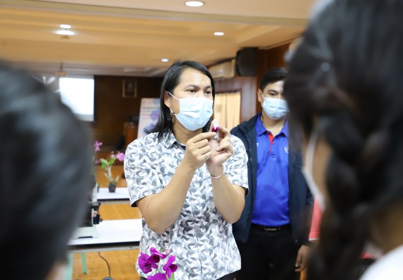 ภาพกิจกรรม   คณะวิทยาศาสตร์และเทคโนโลยี จัดกิจกรรมค่ายวิทยาศาสตร์สัญจร ปีการศึกษา 2565  โรงเรียนวชิรปราการวิทยาคม