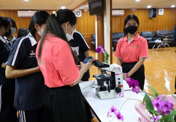 ภาพกิจกรรม   คณะวิทยาศาสตร์และเทคโนโลยี จัดกิจกรรมค่ายวิทยาศาสตร์สัญจร ปีการศึกษา 2565  โรงเรียนวชิรปราการวิทยาคม