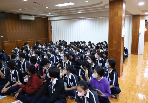 ภาพกิจกรรม   คณะวิทยาศาสตร์และเทคโนโลยี จัดกิจกรรมค่ายวิทยาศาสตร์สัญจร ปีการศึกษา 2565  โรงเรียนวชิรปราการวิทยาคม