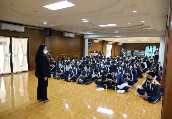 ภาพกิจกรรม   คณะวิทยาศาสตร์และเทคโนโลยี จัดกิจกรรมค่ายวิทยาศาสตร์สัญจร ปีการศึกษา 2565  โรงเรียนวชิรปราการวิทยาคม