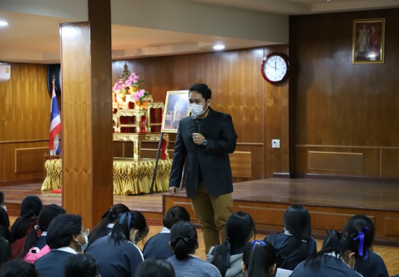 ภาพกิจกรรม   คณะวิทยาศาสตร์และเทคโนโลยี จัดกิจกรรมค่ายวิทยาศาสตร์สัญจร ปีการศึกษา 2565  โรงเรียนวชิรปราการวิทยาคม