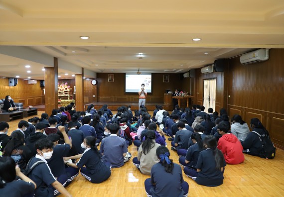 ภาพกิจกรรม   คณะวิทยาศาสตร์และเทคโนโลยี จัดกิจกรรมค่ายวิทยาศาสตร์สัญจร ปีการศึกษา 2565  โรงเรียนวชิรปราการวิทยาคม