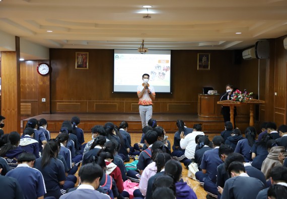 ภาพกิจกรรม   คณะวิทยาศาสตร์และเทคโนโลยี จัดกิจกรรมค่ายวิทยาศาสตร์สัญจร ปีการศึกษา 2565  โรงเรียนวชิรปราการวิทยาคม